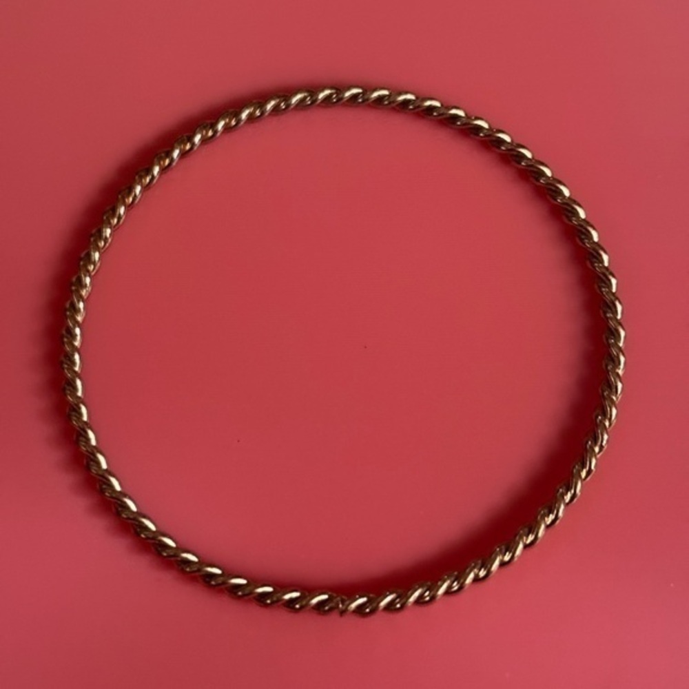 Bangle Gold Swirl Bracelet NWT